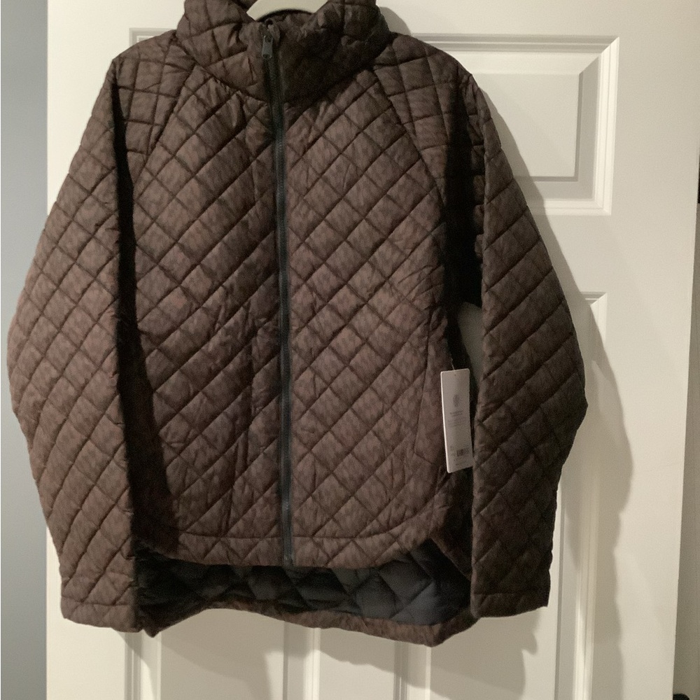 Athlete Whisper Featherless Puffer Jacket NWT